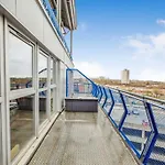 Spacious 2 Bed Flat - Woolwich - Elizabeth Line