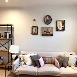 Modern Design 3Brs 2F House Close To Victoria