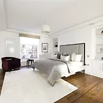 Large Super Penthouse Park Lane Opposite Hyde Park Sleeps 12