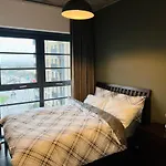Homely 2-Bed Apartment With Stunning Views Wembley