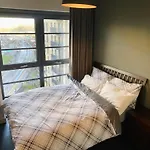 Homely 2-Bed Apartment With Stunning Views Wembley