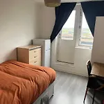 Room For Rent In Brixton