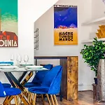 Renovated 2-Storey 2Br Wgarden Near Angel St