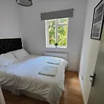 Bonnington Apartments Vauxhall - Near River Thames