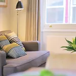 Clerkenwell Premium Deluxe