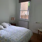 Garden Flat-Nice Natural Light