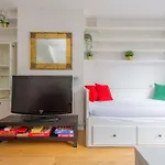 Lovely 2-Bed 15 Minutes To Central London