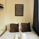2 Bed Apt Sofa Bed Up To 6