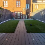 Wembley Serviced Accommodation By Solara - Free Parking - By Wembley Stadium - Private Garden