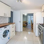 Fantastic House New Refurbished