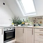 Luxury 2 Bedroom Apartment In West Hampstead