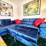 Brand New Flat - Canary Wharf