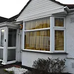 Charming Wembley Home Near Wembley Stadium