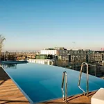 Battersea Power Station - Winter Garden Balcony & 1Gb Wifi - Luxurylondonstays