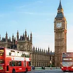 New Central Studio Apartment London 3