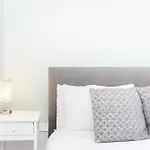 Oxford Street Central Apartments