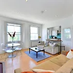 The Queen\'S Gate Penthouse