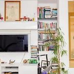 Trendy East London Apartment Near Shoreditch
