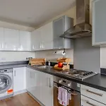 Modern 1Bd Flat - 5 Min Walk To Battersea Park!