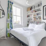Charming 2Bd Hideaway - Caledonian Road Camden!