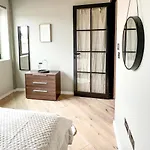 Luxury Apartment In The Heart Of London!