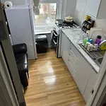 2 Bed Flat In London