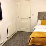 Ba Luxury Apartment