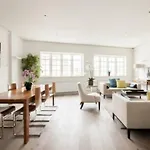 Modern Stylish 2Bed2Bath Close To Kings Road