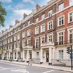 Beautiful Refurbished 2Bed2Bath Next To Hyde Park
