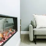 Beautiful Refurbished 2Bed2Bath Next To Hyde Park