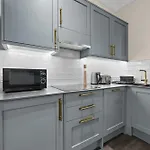 Vichy - The Hampstead Star | Prime Location