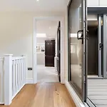 Private Room In Elegant Duplex