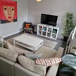 Two Bedroom Duplex In Angel High Street