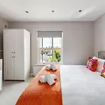 2Bed1Bath Modern Duplex Apartment Next To Queens Park Station