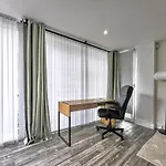 City Waterside, Old Street, Angel, Entire Private Apartment
