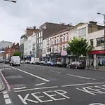 Modern One Bedroom Flat In The Heart Of London