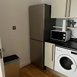 Spacious 3Bedroom Flat In Paddington