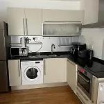Spacious 3Bedroom Flat In Paddington