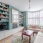 Stylish And Spacious 2 Bedroom House In Brixton