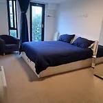 Superb Spacious 1Bedroom Zone 1 London Apartment