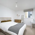 Lovely One Bedroom Apartment In Elephant Castle