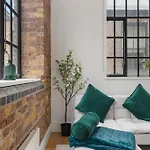 Central London, Kings Cross, Minutes From Station!