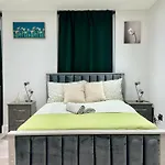 One Bedroom In Camden