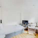 Central Studio With Free Parking In Chelsea Near Tube