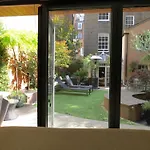 Romantic Bungalow In Notting Hill