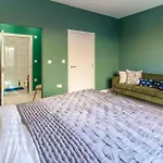 London Oasis - Spacious 4 Bedroom House