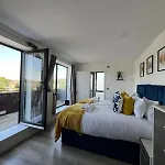O2 Skyview Penthouse