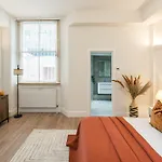 Gloucester Rd-Southkensington-Hydepark-Harrods-G13