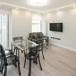 Roof Haven At Kensington Mews