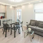 Roof Haven At Kensington Mews